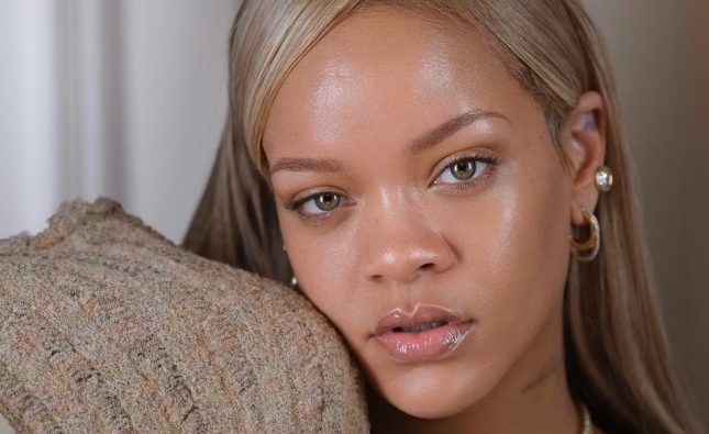 Rihanna’s Barefaced Beauty