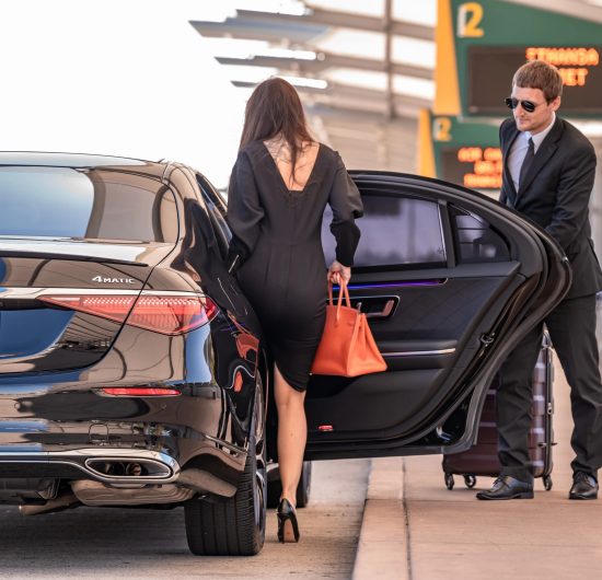 Limousine Service Los Angeles for Airport Transfers